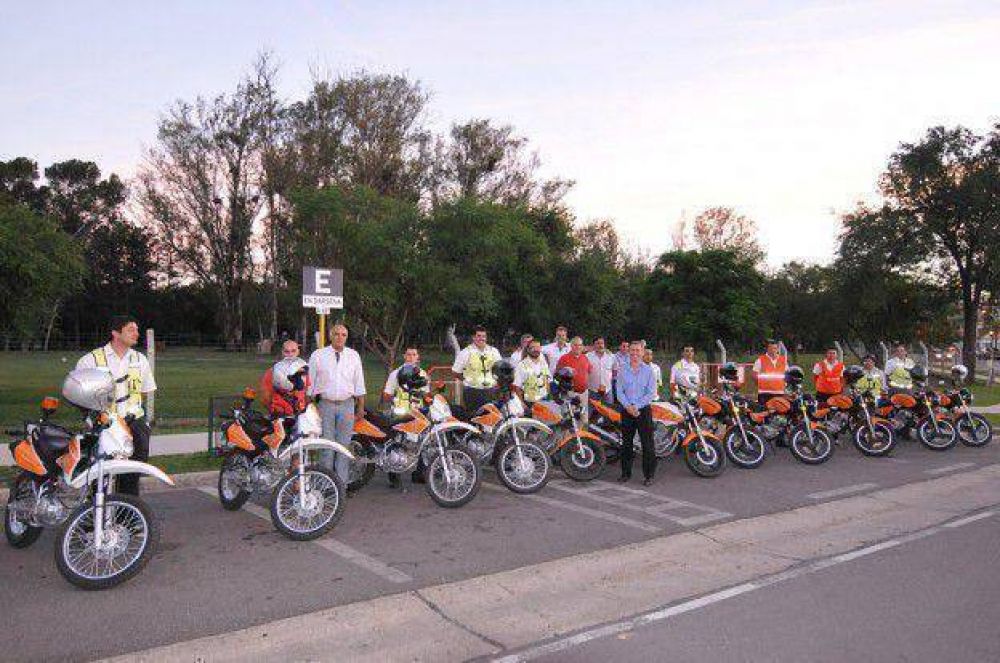 Presentaron los nuevos veh�culos del municipio