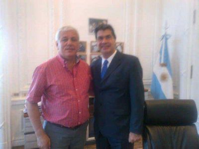 Villanueva el primer cordob�s recibido por Jorge Capitanich