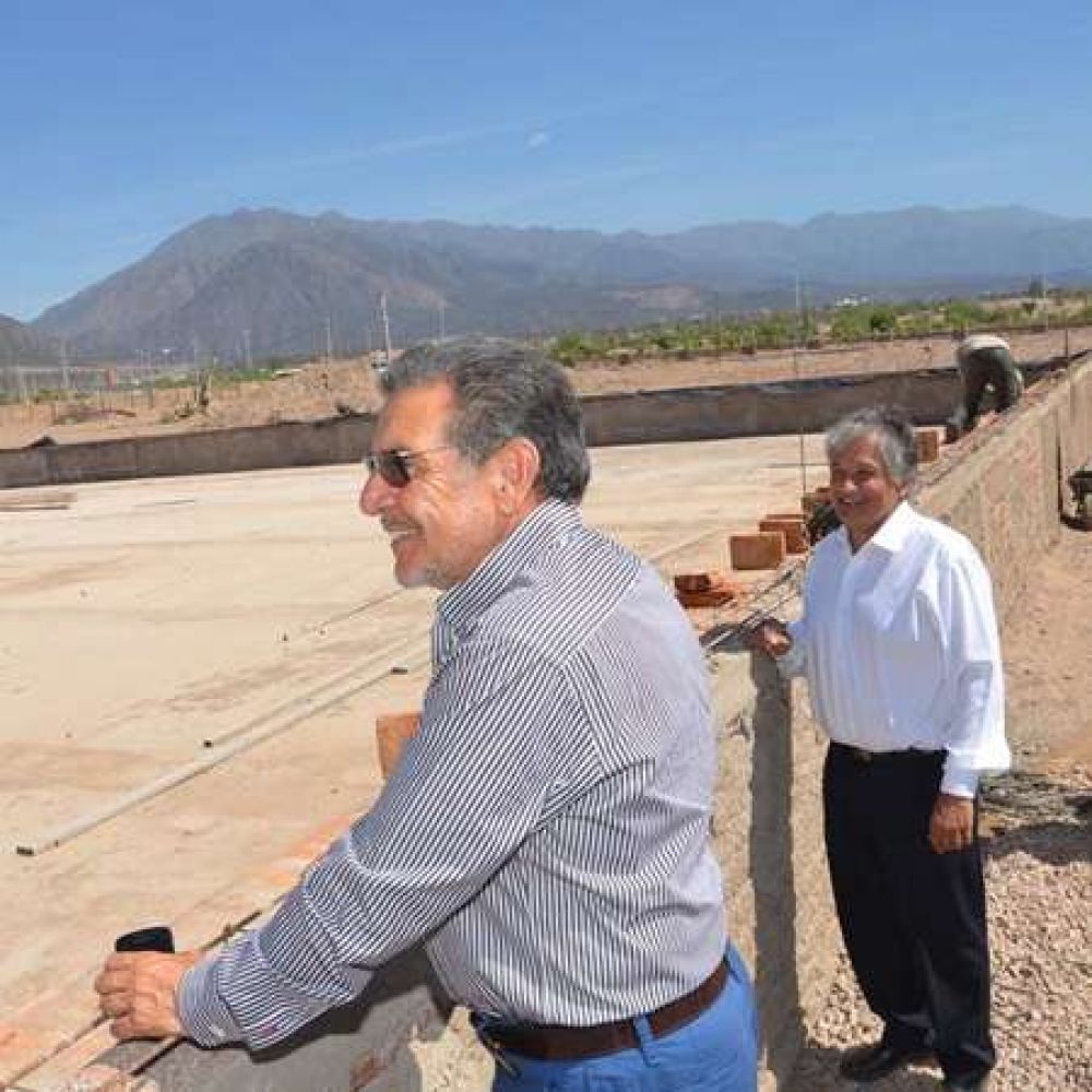 En enero se habilitar�n tres nuevas piletas en el parque de la ciudad