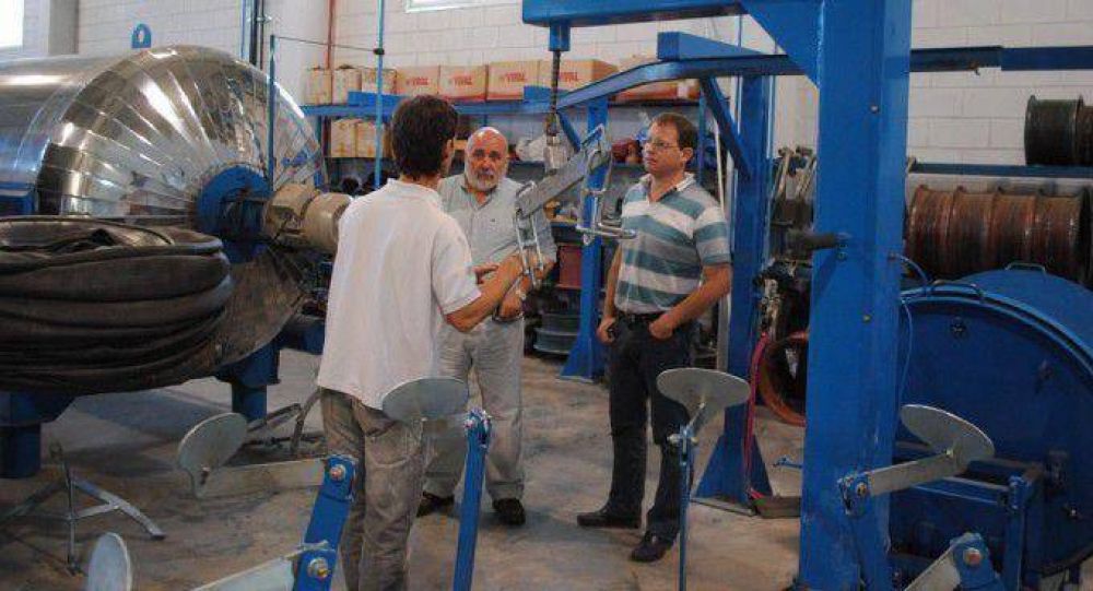 Ferr�n visit� industrias en Realic�
