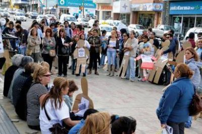 Escasa participaci�n en la movilizaci�n por la Salud P�blica