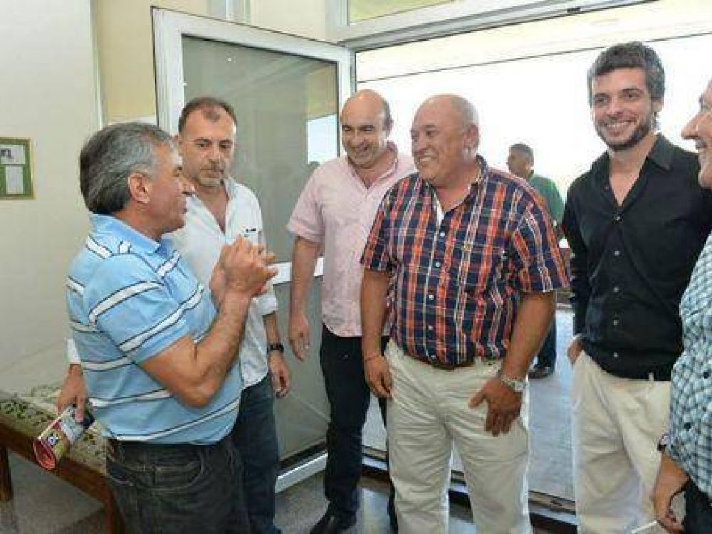 Ante referentes de toda la provincia, Cariglino anunci� sus intenciones de ser gobernador