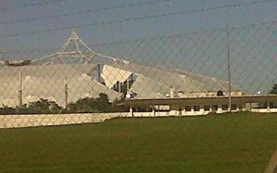 Por el temporal se raj� el techo del Estadio �nico de La Plata