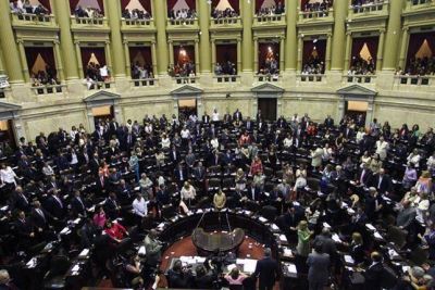 Juraron los nuevos diputados y Juli�n Dom�nguez seguir� al frente de la C�mara