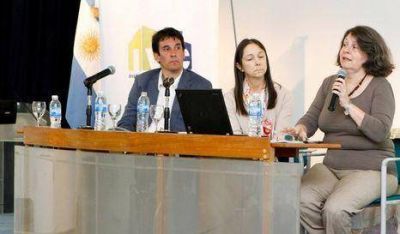 Ciudad: Realizaron seminario sobre situaci�n habitacional