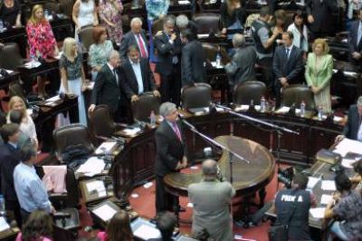 Asumi� Das Neves en Diputados y fue designado presidente del interbloque