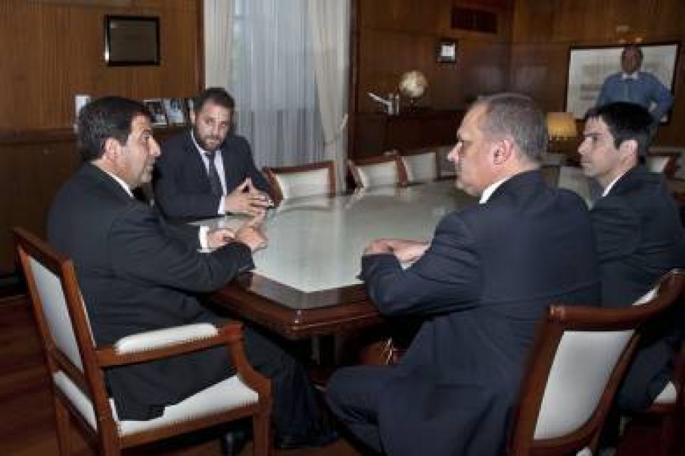 La AFIP colaborar� con la Polic�a del Chubut en el entrenamiento de perros antidrogas