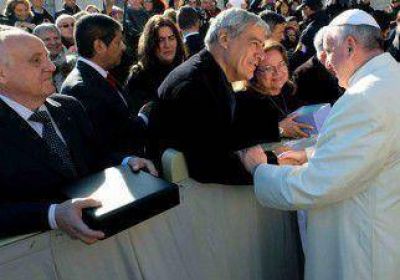 Un neuquino fue recibido por el papa Francisco 