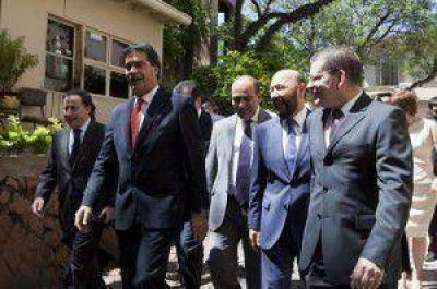 Insfr�n estuvo con Capitanich en la reuni�n con el presidente Cartes