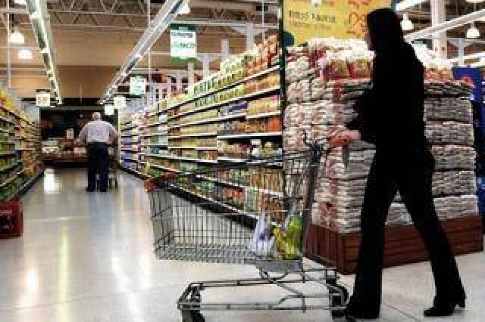 El Gobierno impulsa la concreci�n de un acuerdo de precios en 120 productos de primera necesidad