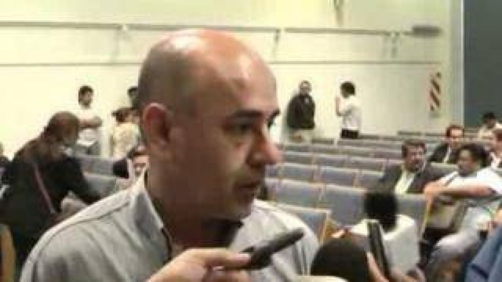 Municipio con d�ficit de obra p�blica y millones de pesos en plazo fijo, sospechado