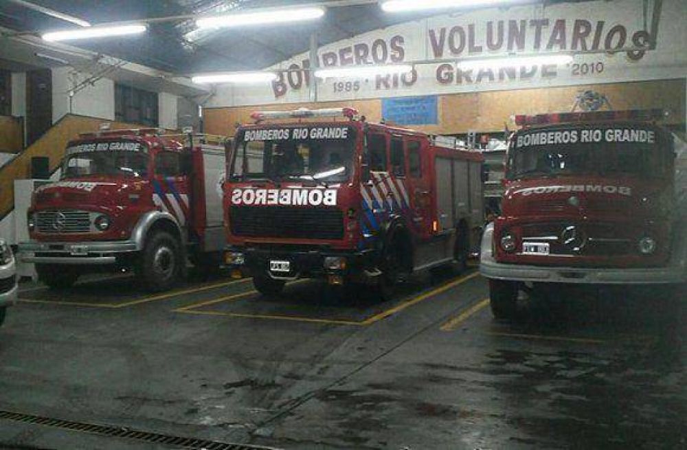 Cuartel de Bomberos Voluntarios de la Margen Sur cerrado por agresin de vecinos
