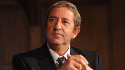 Cobos viene a Entre R�os a juntarse con opositores a Benedetti	 