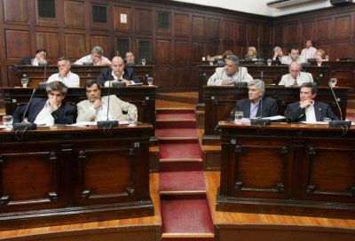 Con el voto en contra de la UCR, Diputados le dio luz verde a la Ley Impositiva