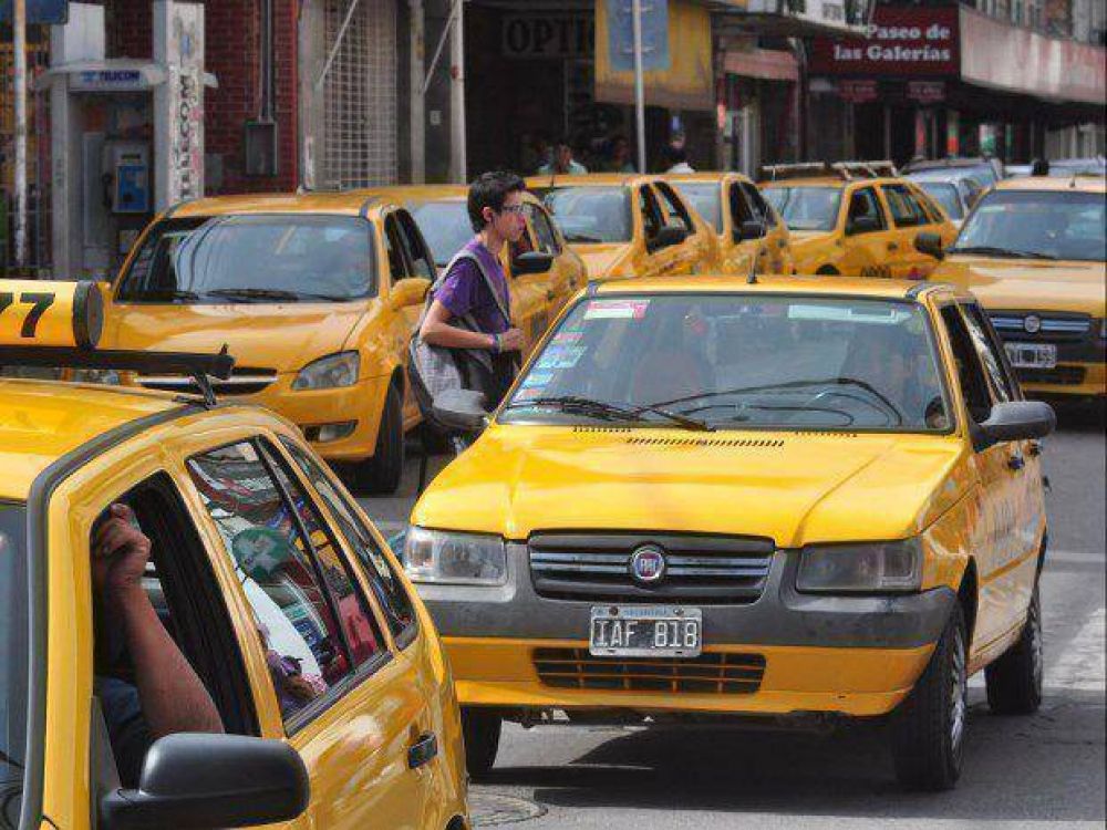 An no se implement la nueva tarifa en taxis
