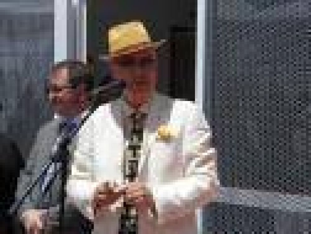 SE INAUGURO EL NUEVO EDIFICIO DEL INSTITUTO SUPERIOR DE FORMACION TECNICA N�135