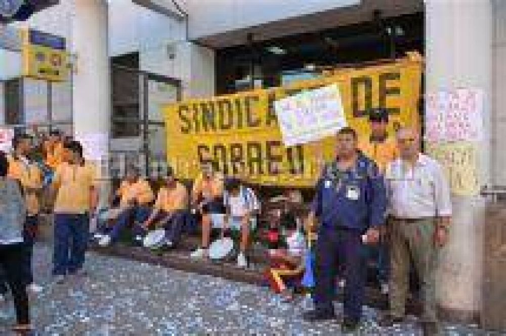 Por el paro en el Correo de Salta, hoy no se pagar�an los planes sociales al cientos de beneficiarios