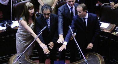 Insaurralde, tras asumir su banca: �No tengo dogmas, no levanto la mano de manera autom�tica�