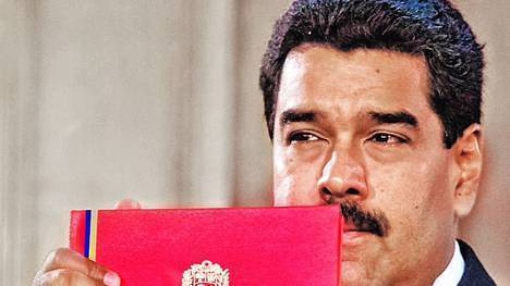 Maduro busca votos regulando la compra-venta de autom�viles