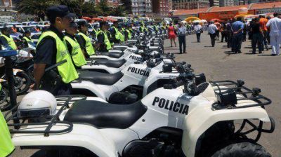 Env�an 8 mil polic�as a la Costa para evitar casos de inseguridad en la temporada  