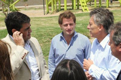 Campbell camin� por Vicente Lopez junto a Mauricio Macri, Mar�a Eugenia Vidal y el intendente Jorge Macri