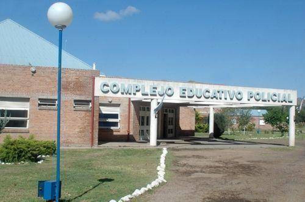 Docentes del ISSP cobrar�n los sueldos atrasados