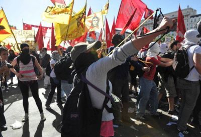 Elecciones en la UBA: Quiénes son y qué reclaman los manifestantes