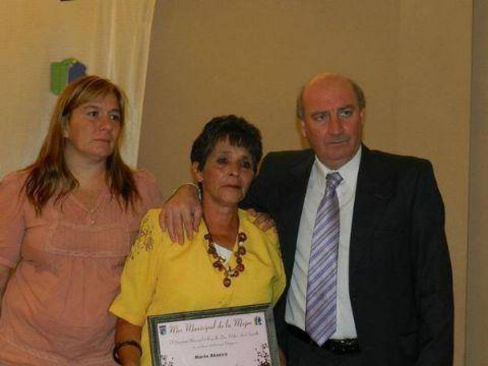 Marta Abacca fue elegida �celebridad del a�o�