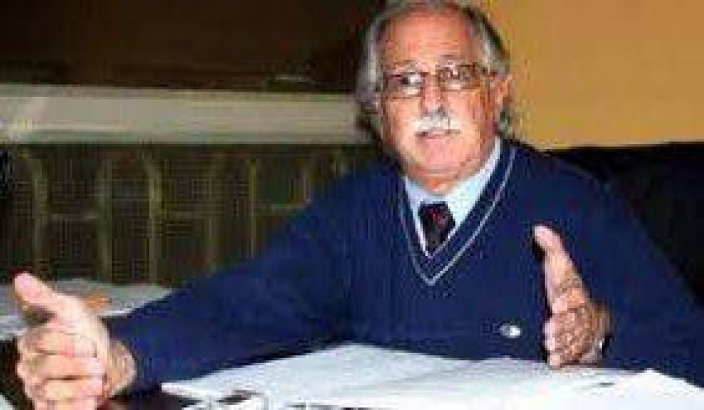 Cano dijo que �no est� claro c�mo se lleg� al acuerdo con la empresa 9 de Julio�