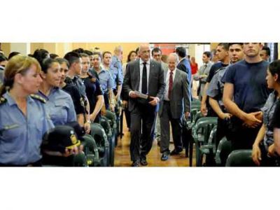 La provincia present� una denuncia penal a Apropol por incitar "sublevaci�n policial"