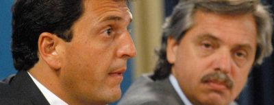 Massa pone un pie en Capital