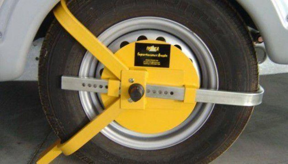 Sin cepo, se aprob� le ley de estacionamiento medido