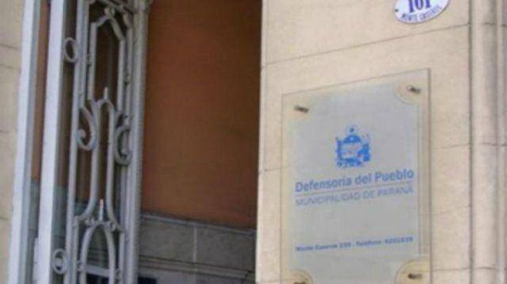 M�s de 100 anotados para mediador en la Defensor�a del Pueblo  