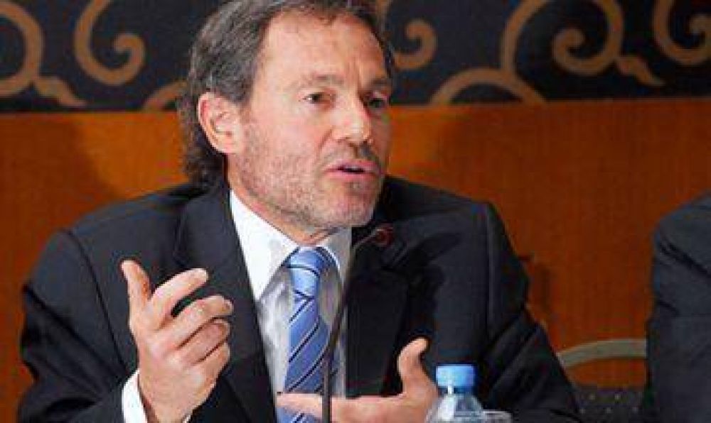 Gustavo Ferrari: "Es un acuerdo pol�tico"