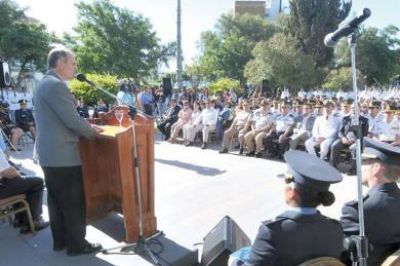 Se concret� el acto de egreso de cadetes de la Polic�a del Chubut
