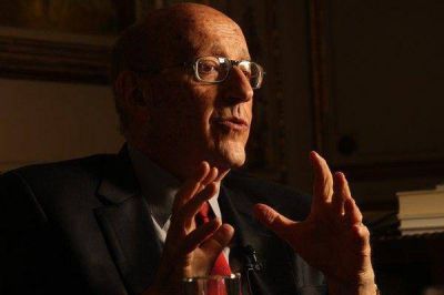 "Los gobiernos de los Kirchner han sido muy tolerantes"