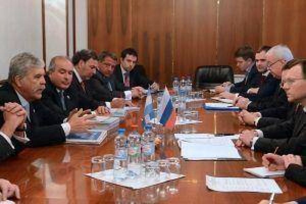 De Vido califica como exitosa la gira en Rusia