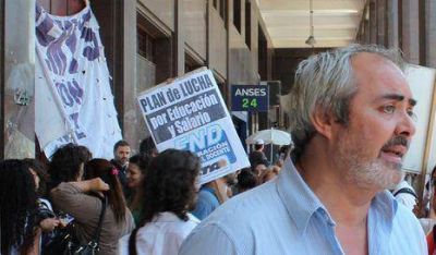 Bodart: "Frenamos tres leyes muy malas del PRO"
