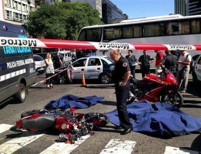 Bajan los accidentes de autos, pero crecen los que involucran a motos