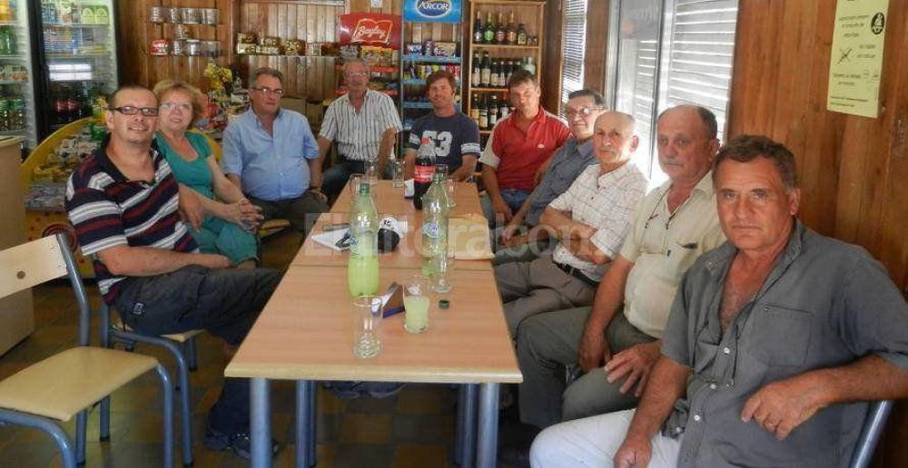 Productores sufrieron dos inundaciones en menos de un a�o