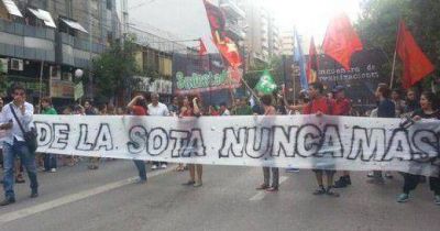 Marcharon en repudio a las pol�ticas del gobernador De la Sota