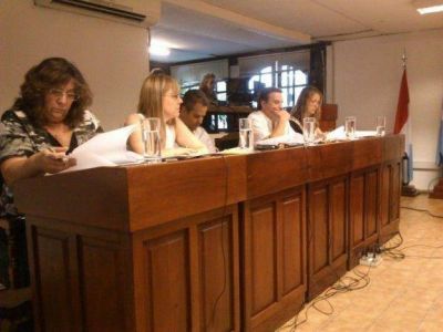 Aprobaron el Presupuesto y el aumento de taxis y remises