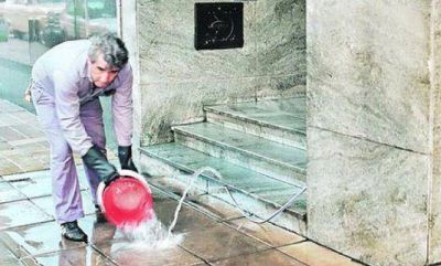El municipio intensificar� los controles por derrame del agua en la v�a p�blica