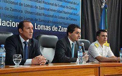 La UNLZ entreg� los diplomas a los egresados de su sede de la Vucetich