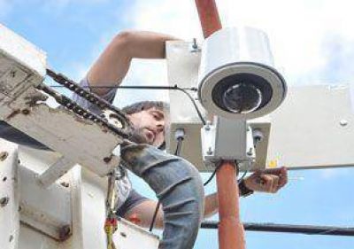 Jun�n impedido de colocar nuevas c�maras
