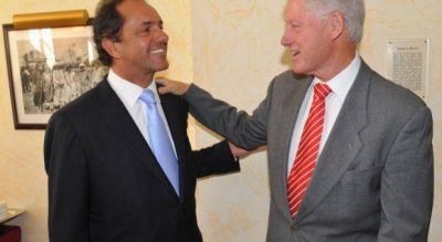 Scioli se reunir� con el ex presidente estadounidense Bill Clinton