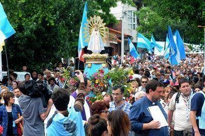 A pesar de la lluvia, se realiz� la tradicional Marcha de la Esperanza