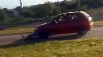 Atropell�, mat� y arrastr� la moto de su v�ctima por 30 kil�metros en la autopista