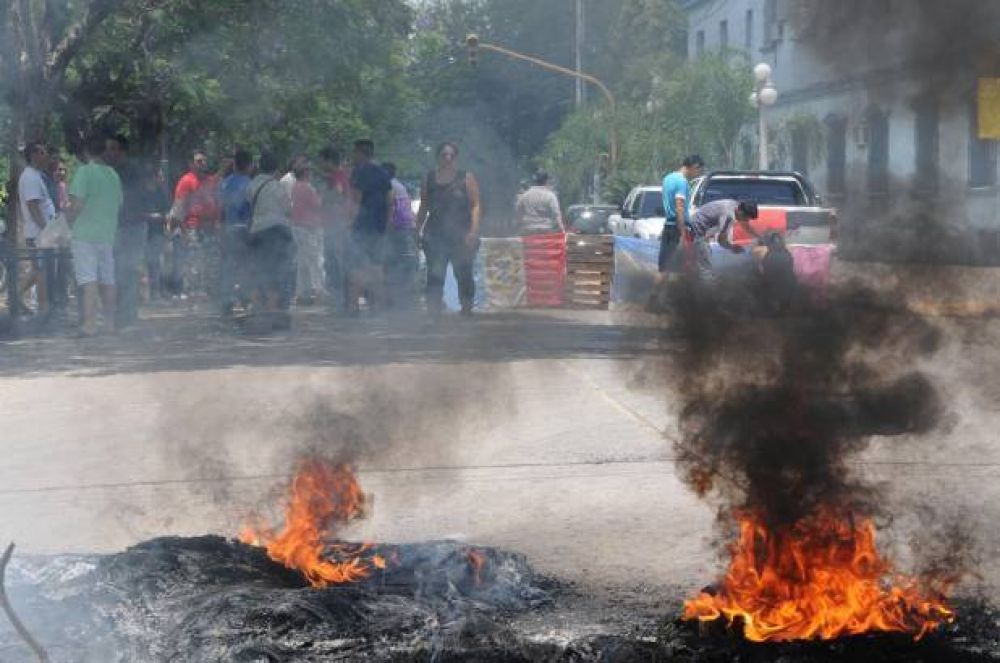 Sigue la serie de protestas policiales en varias provincias
