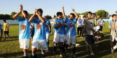 La Villa se sac� la mufa y gan� su primer partido en el cierre del a�o